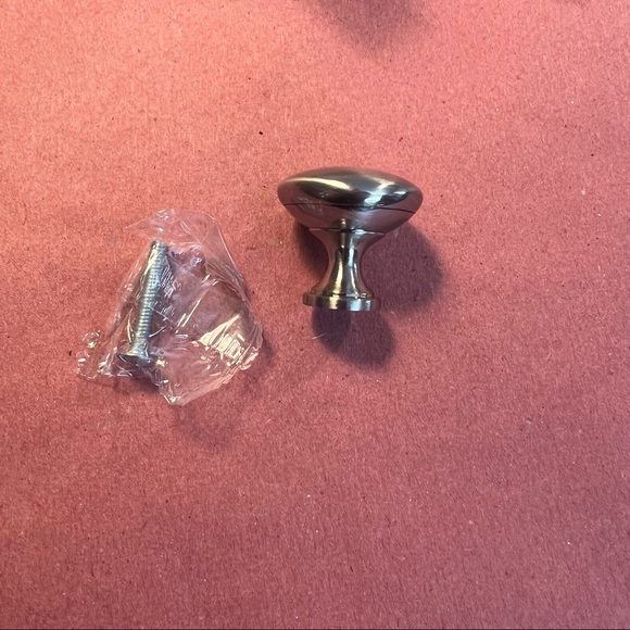 Kitchen cabinet knobs - Picture 3 of 5